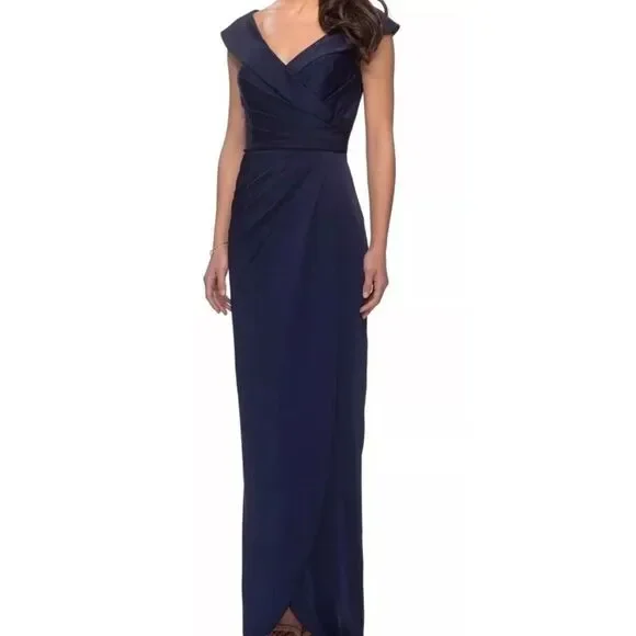LA FEMME Surplice Off the Shoulder‎ Column Gown in Navy Blue 12 - Picture 2 of 8